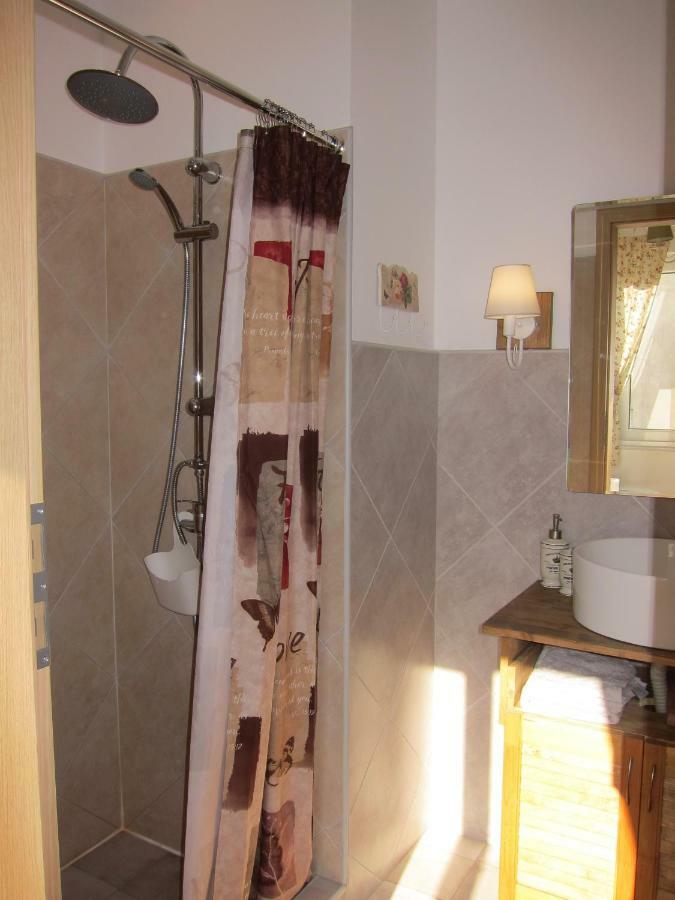 Apartment "Happiness" Near Metro And Center Ateny Zewnętrze zdjęcie
